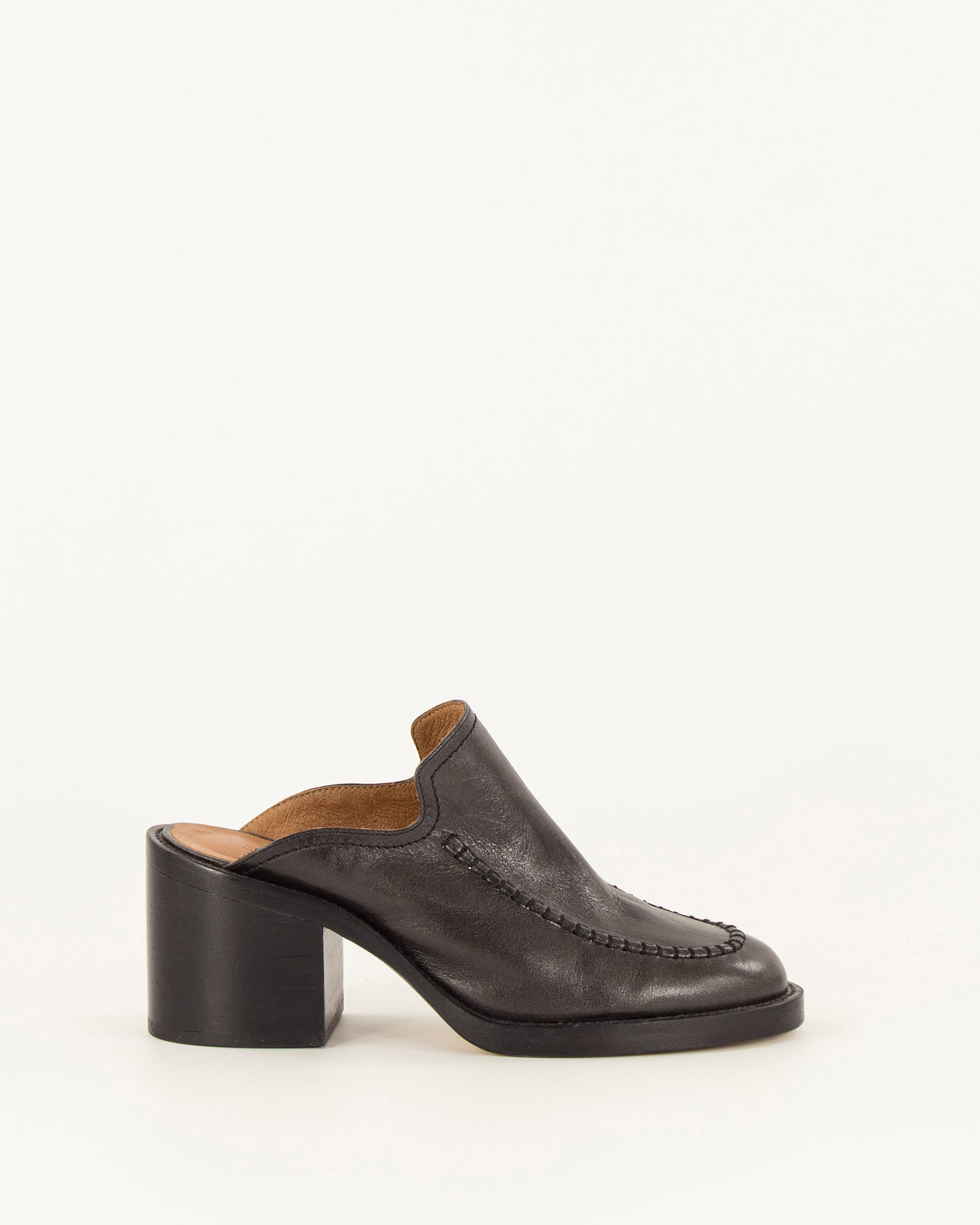 MILADO Moonless Leather | Mules | SESSÙN Official website