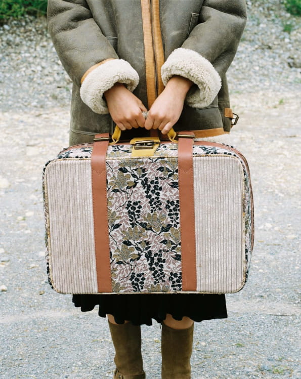 #.five-images-one-citation|2.image_1.image_1.alt#