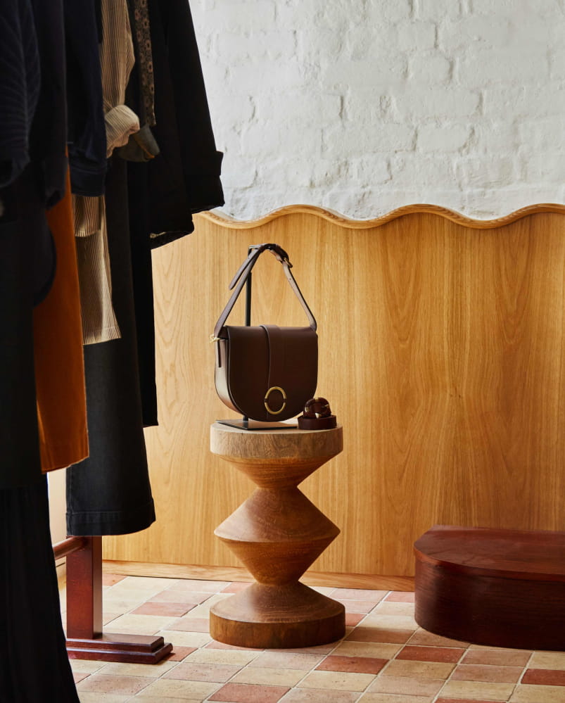 #.three_images_title_cta|9.image_title_cta_image_title_cta_3.image_1.image_1.alt#